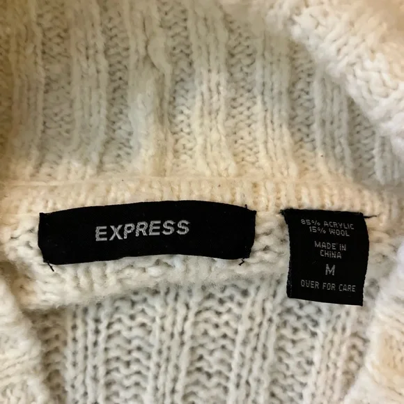 Express Cream Cable Knit Cardigan - size Medium - Picture 3 of 3